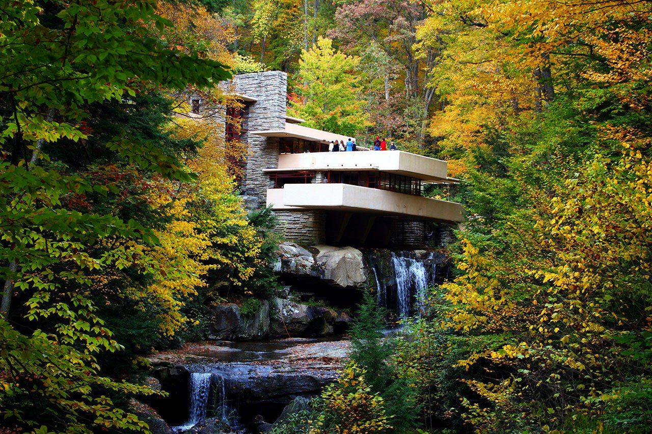 la casa sulla cascata