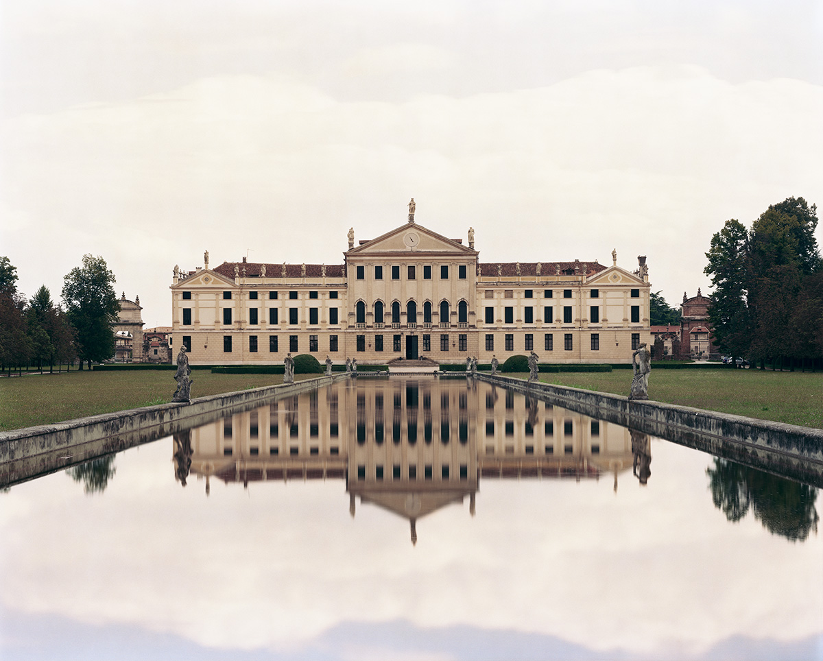 Credits: CLP Relazioni Pubbliche Lawrence Beck mostra fotografica Sassuolo