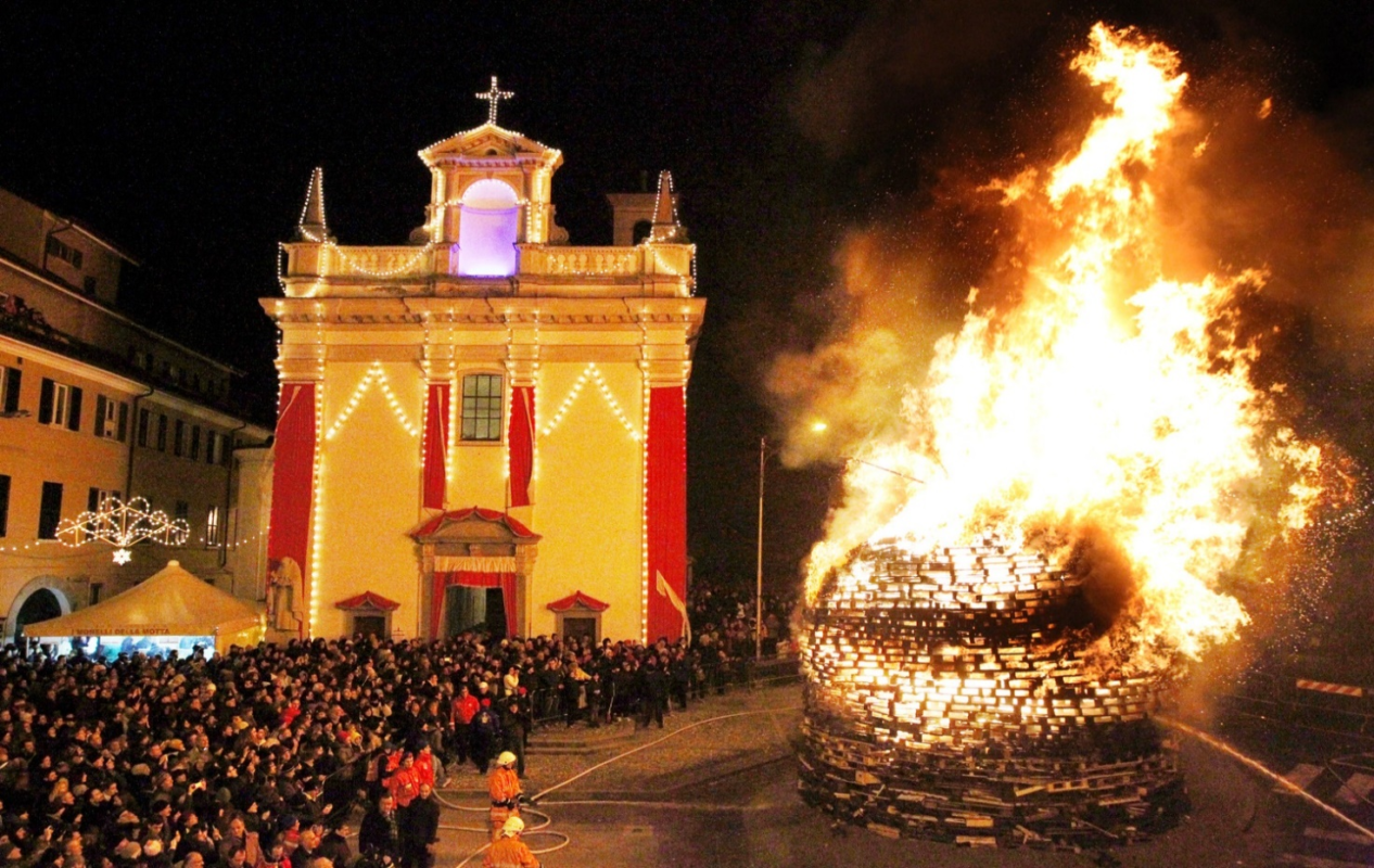 16 e 17 gennaio ecco dove vedere i Falò di Sant’Antonio
