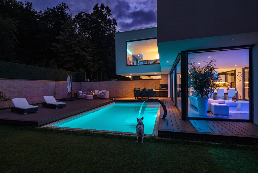 come realizzare un terrazzo con piscina
