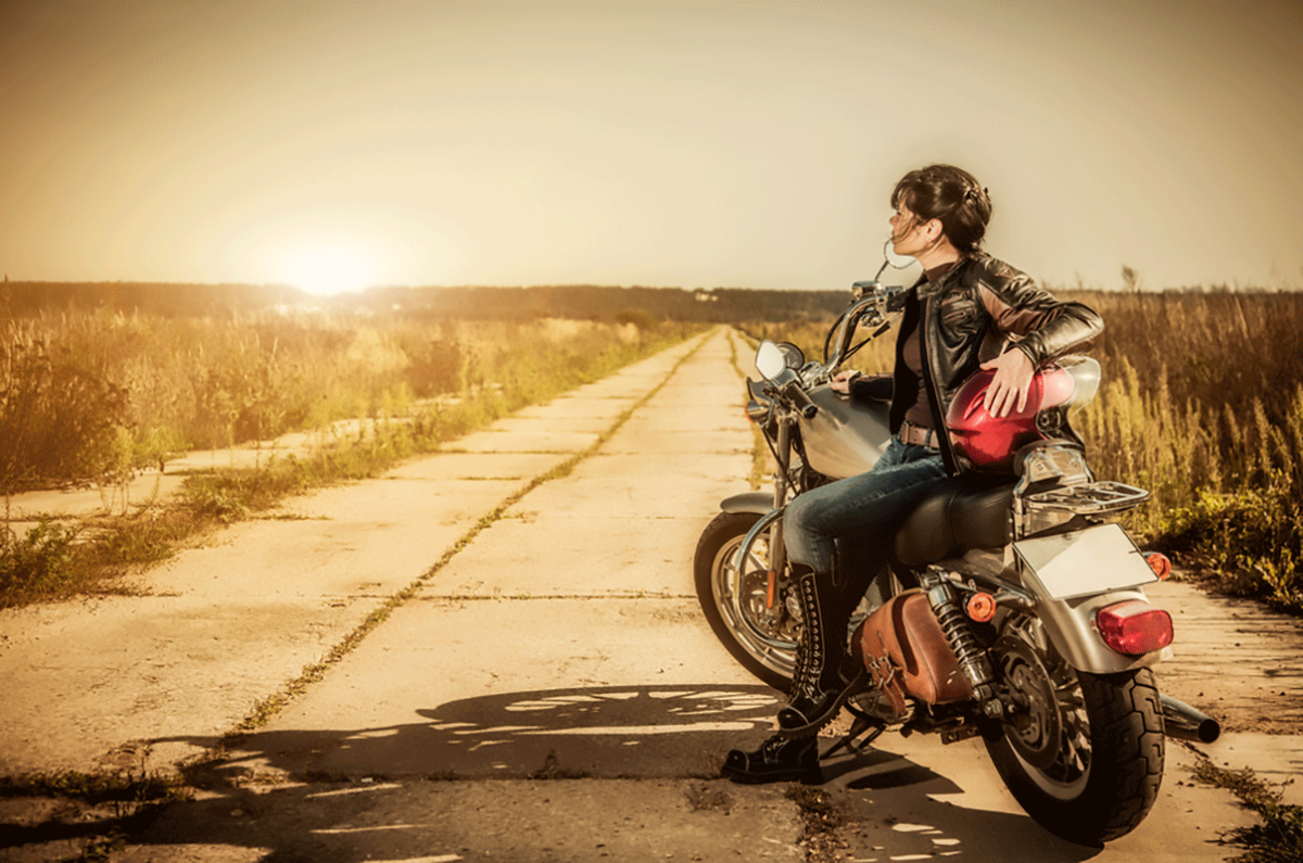 Viaggiare in moto: 5 accessori indispensabili da portare con te