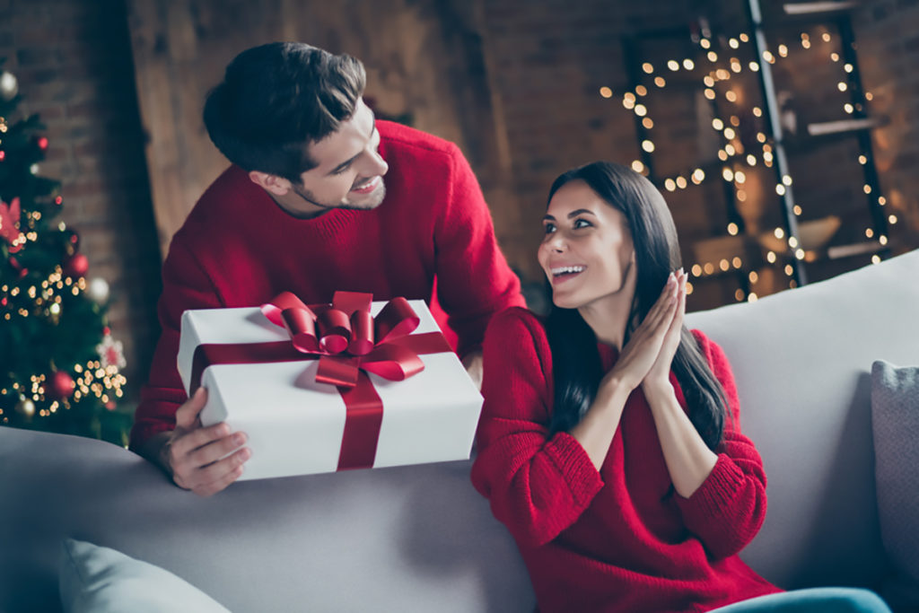 Il regalo di Natale per lei: 7 idee per il regalo perfetto