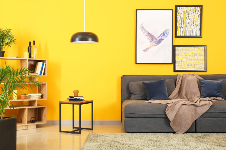 complementi d'arredo nei colori Pantone 2021