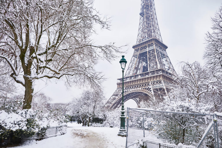 Parigi sotto la neve