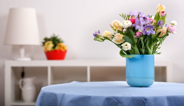 Pillole di interior design: arredare casa con i fiori