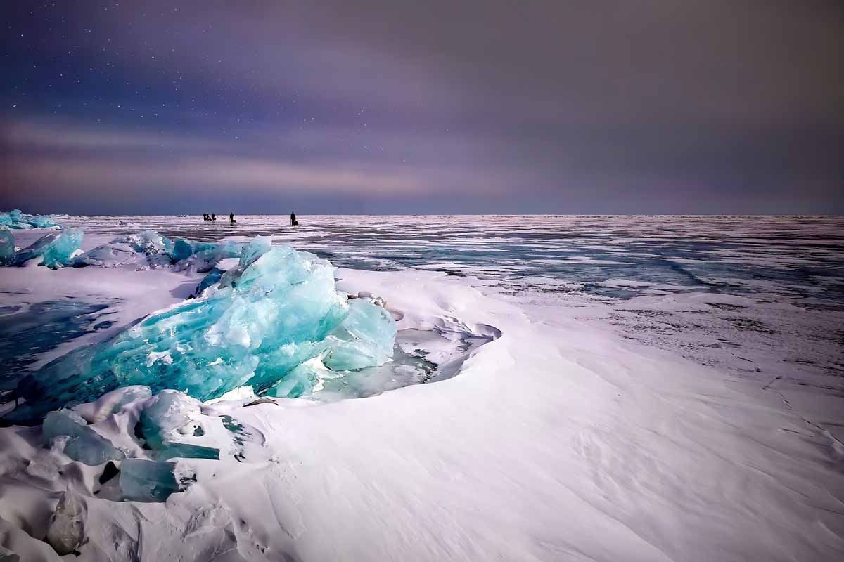 Lago ghiacciato Baikal: una meraviglia della natura
