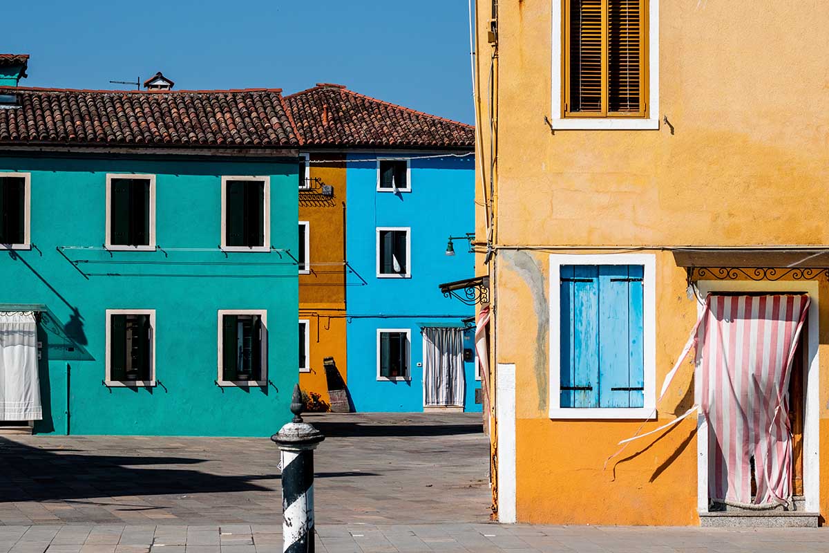 Burano e la storia delle case colorate