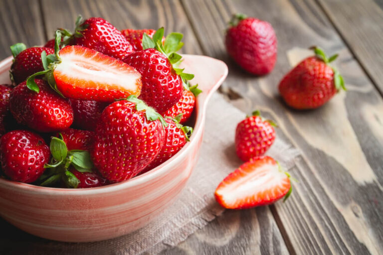 Fragola Candonga, eccellenza lucana. Intervista a Maria Ferrara di Fevi Frutta