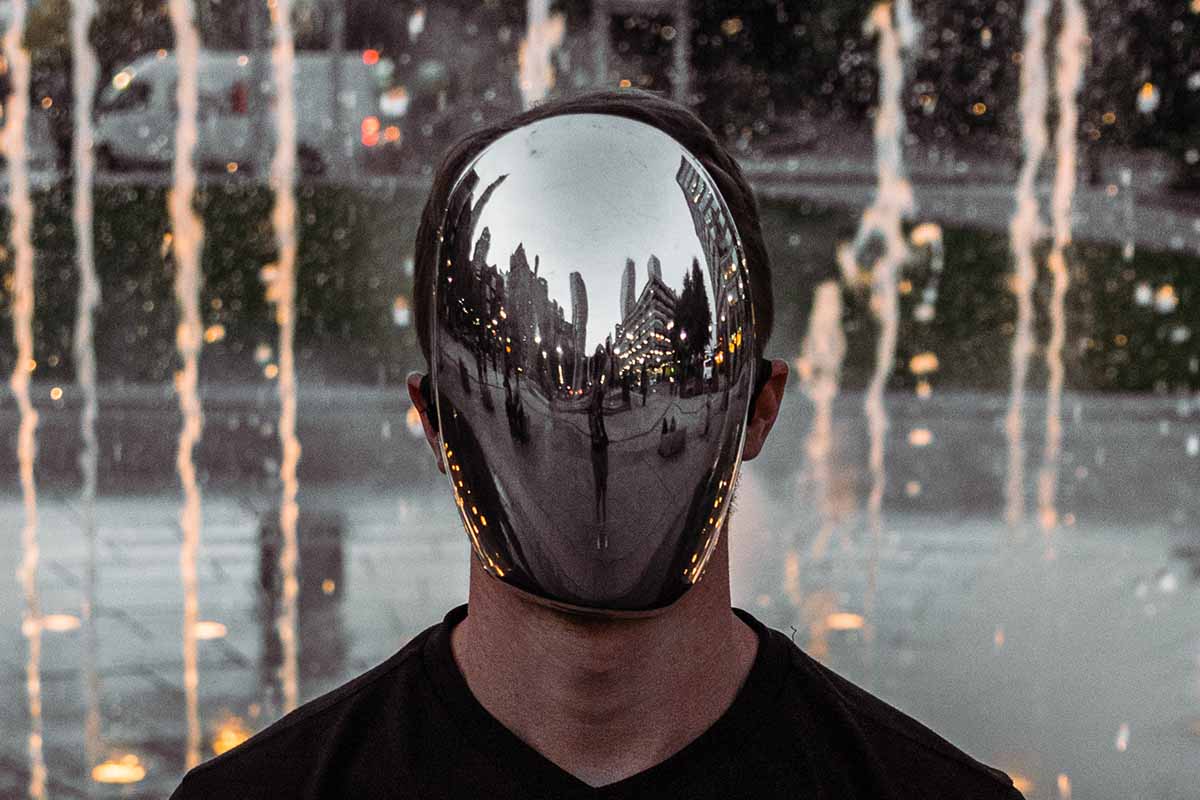 Blanc la maschera che protegge dal Covid