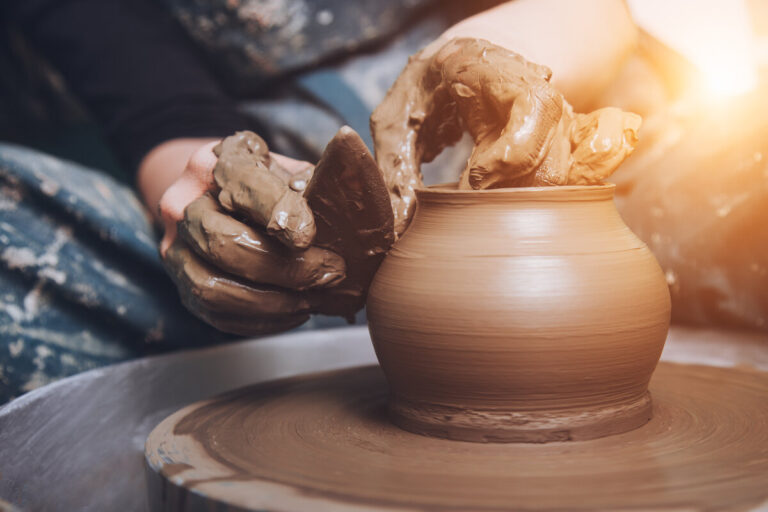 Realizzare oggetti in ceramica