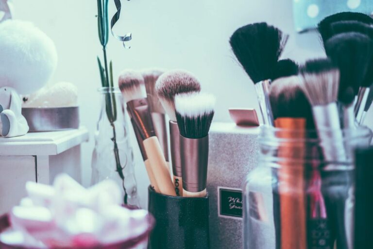Angolo make up in bagno - realizzarlo