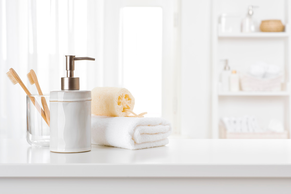 Scegliere gli accessori per il bagno per personalizzare l’ambiente e il lavabo