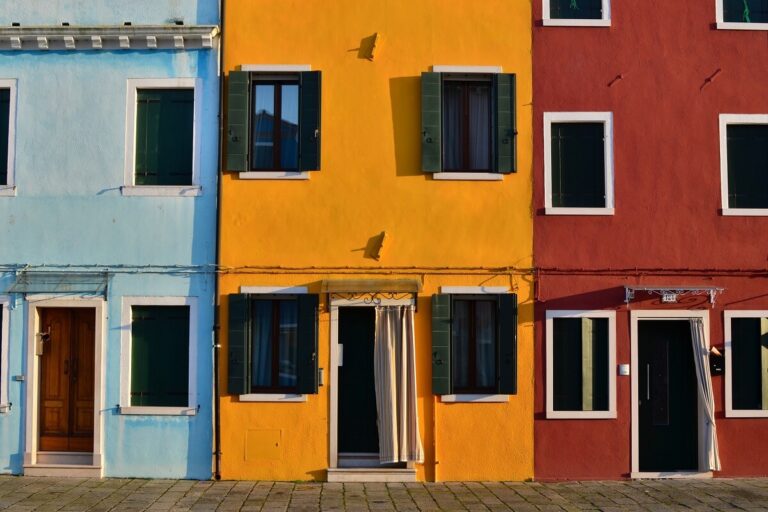 I luoghi con le case più colorate del mondo