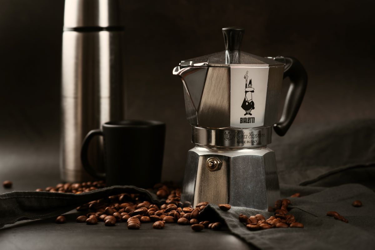 La caffettiera Moka Express di Bialetti e il segreto del suo Caffè