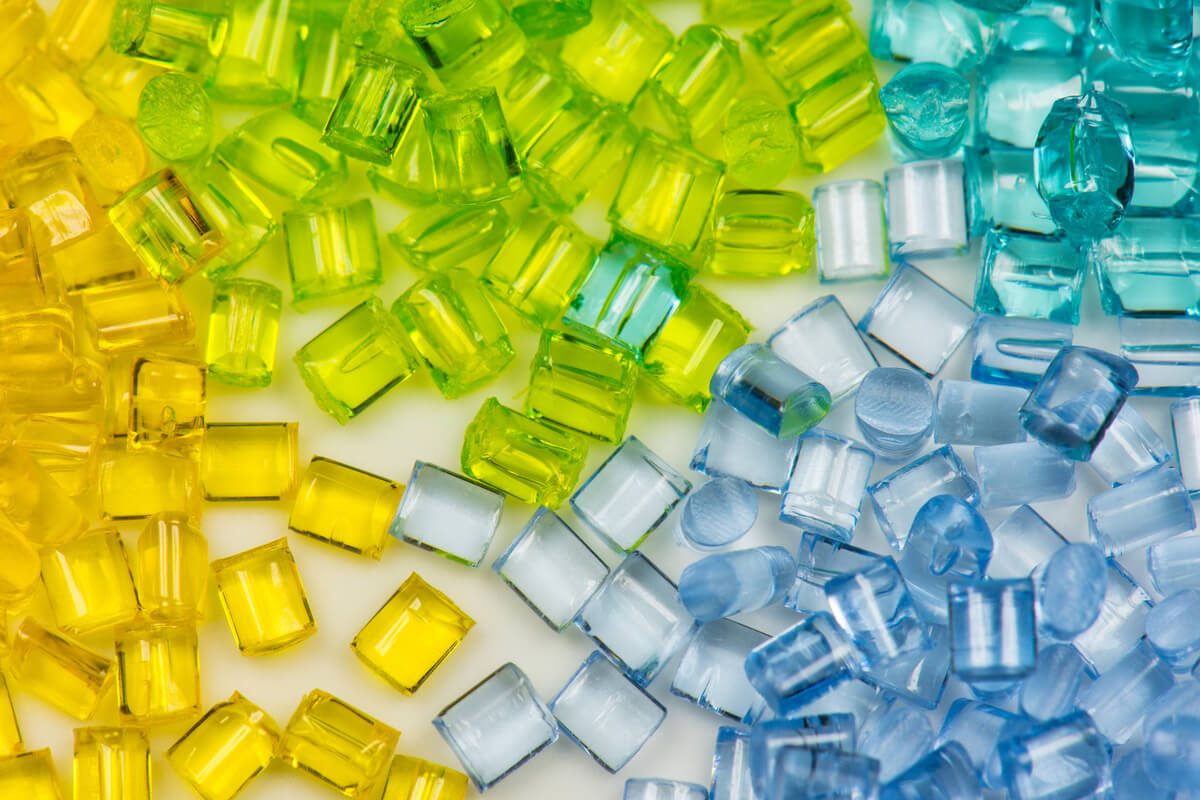 eco-mattoni dalle bottiglie di plastica - bioedilizia