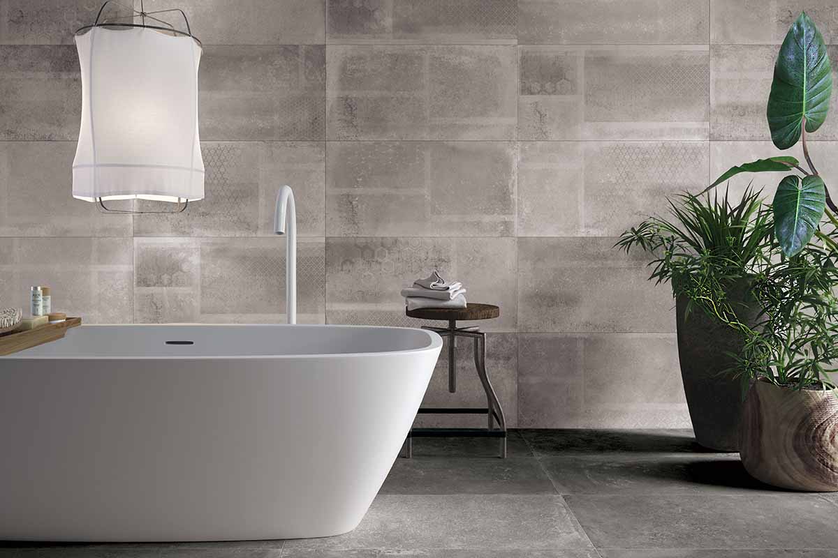 I materiali naturali che trasformano il bagno