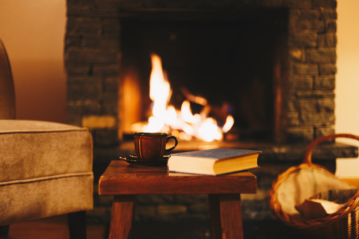 Shutterstock di Olha Sydorenko Leggere a Natale