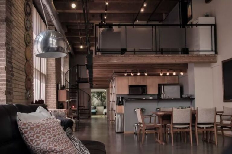 Come sistemare le bottiglie di vino in un loft
