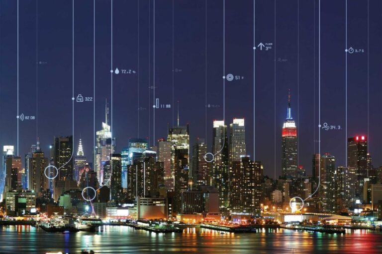 Edifici e ascensori intelligenti per garantire tranquillità ed efficienza - KONE