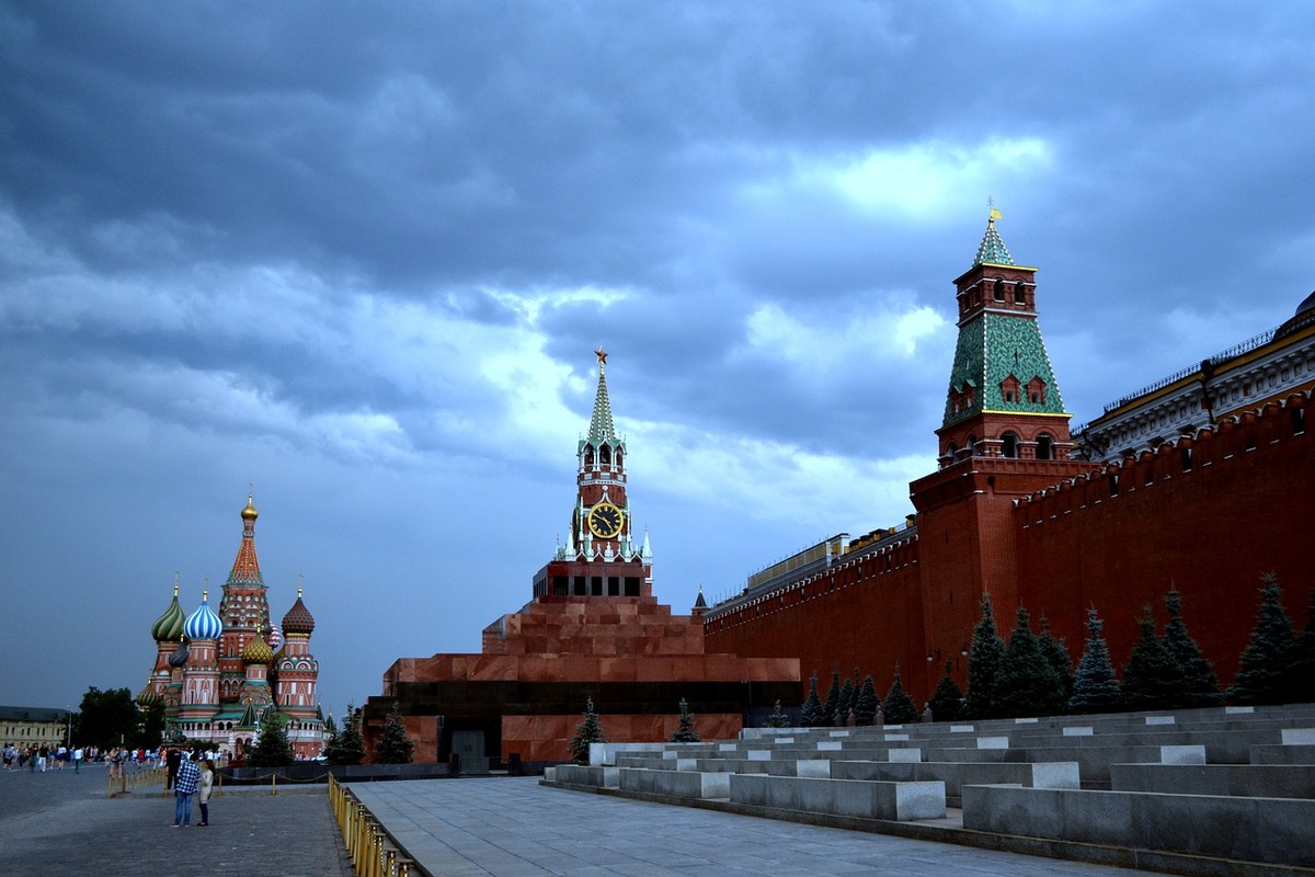 impreciso Sovrintendere per quanti abitanti in russia immutato