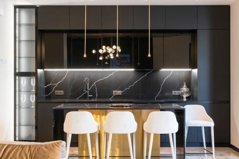 Cucina total black