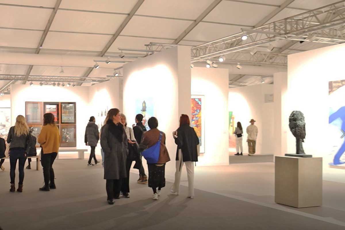 Frieze Art Fair London dinosaur