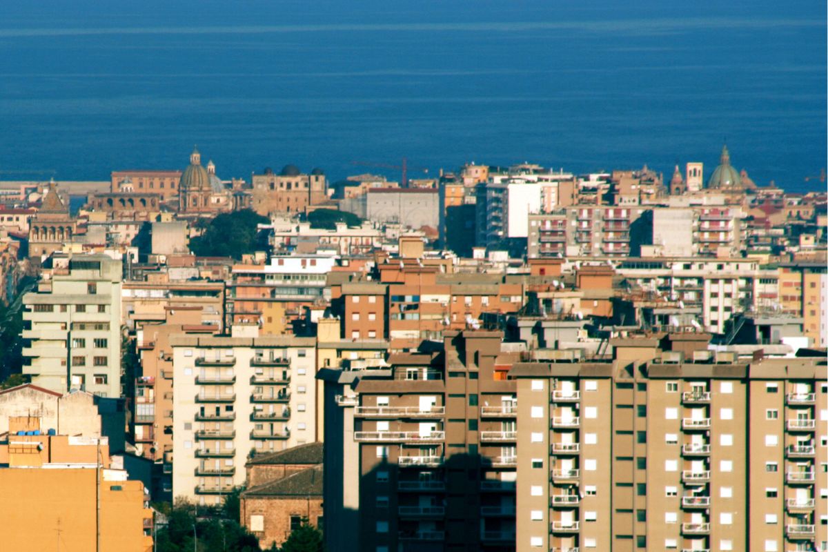 Mercato immobiliare Palermo riparte il mattone
