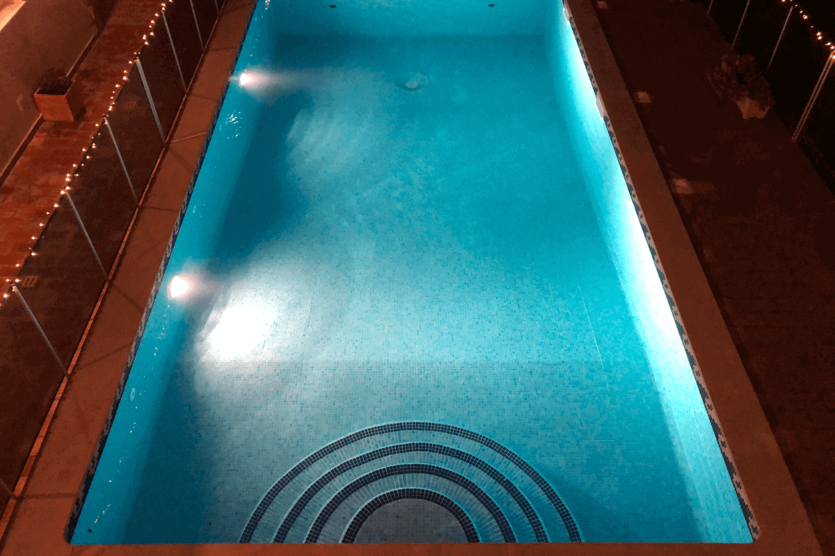 illuminare piscina