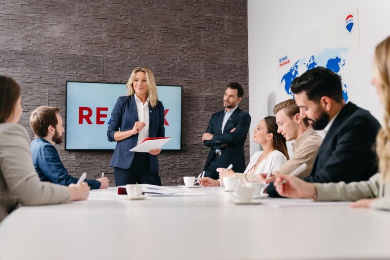 REMAX