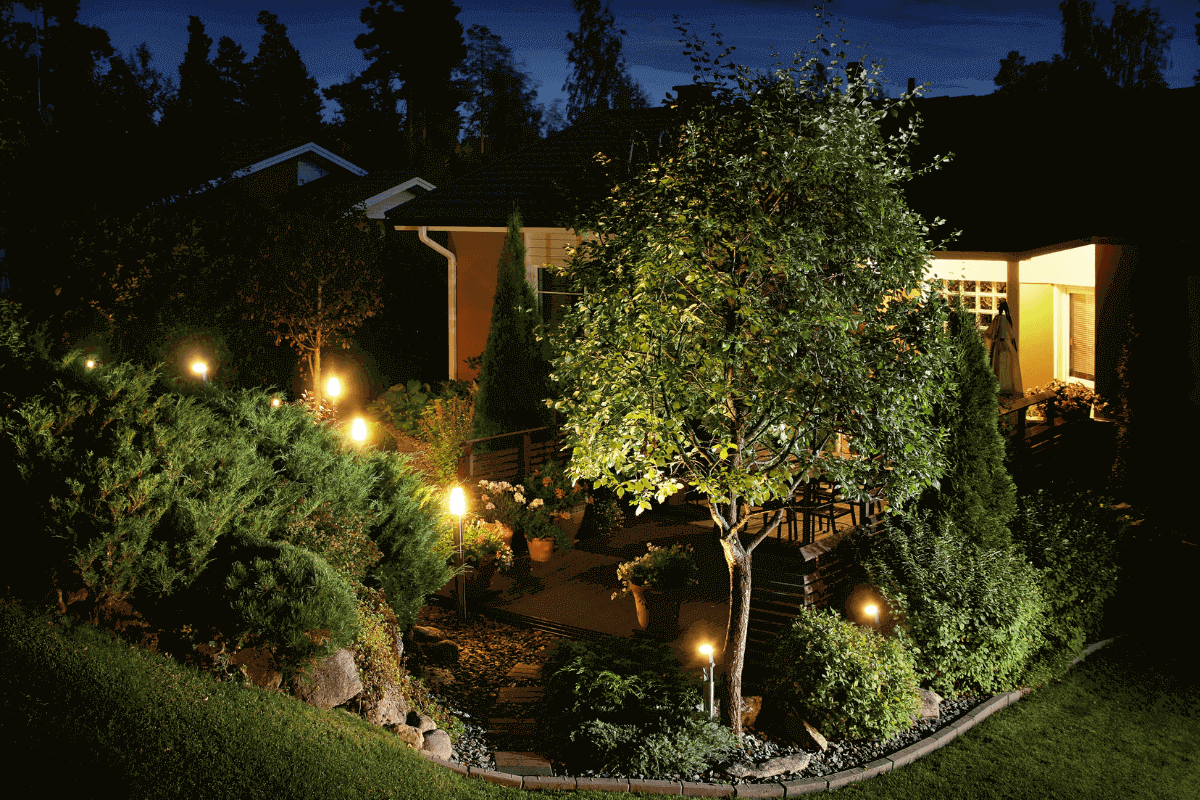 Idee per l'illuminazione esterna del giardino