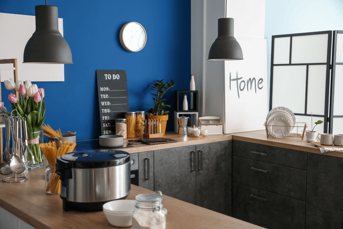 cucine su due lati opposti