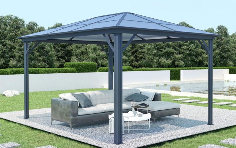 Il giardino sostenibile e di design con il gazebo Leroy Merlin