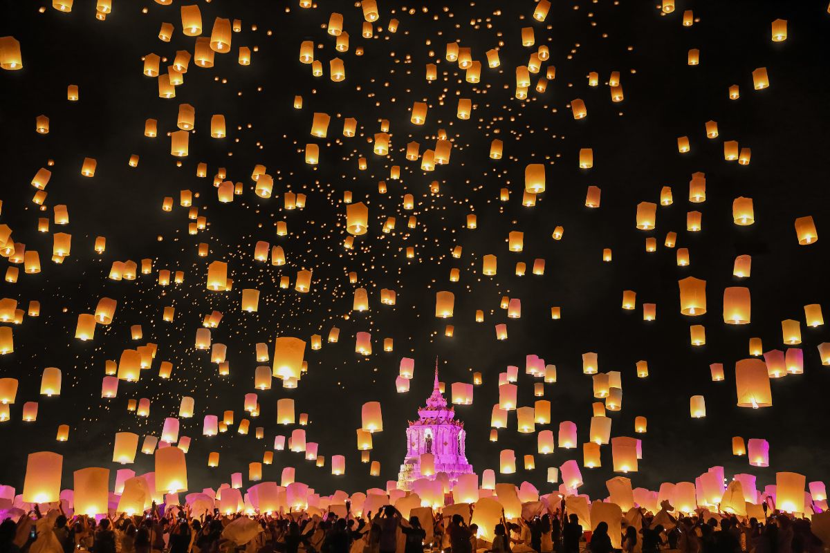 Loy Krathong La Magia Del Festival Delle Lanterne In Thailandia Loy Krathong La Magia Del Festival Delle Lanterne In Thailandia