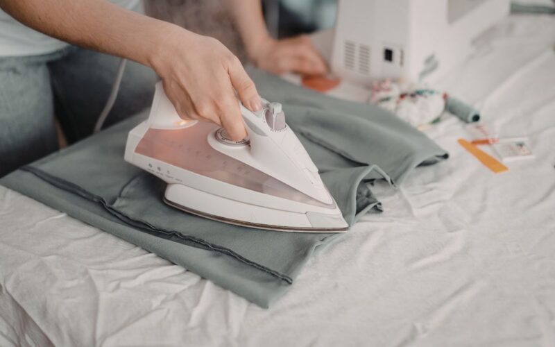 Ferro da stiro manutenzione consigli pratici