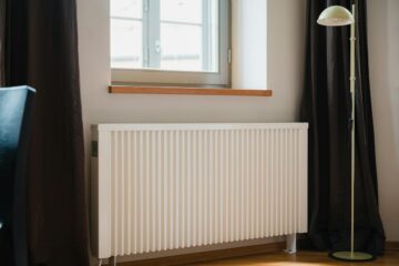 Termosifoni freddi sotto o in alto: perché succede e cosa fare